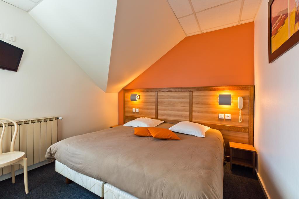 Logis - Hotel Restaurant Bellevue Annecy Exterior photo